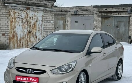 Hyundai Solaris II рестайлинг, 2011 год, 615 000 рублей, 5 фотография