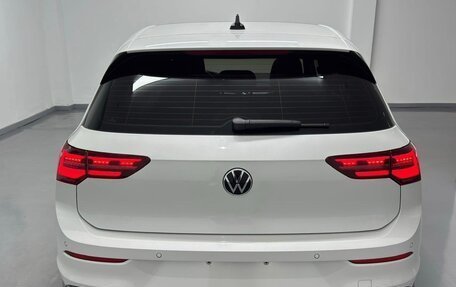 Volkswagen Golf VIII, 2021 год, 1 815 000 рублей, 4 фотография