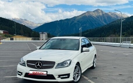 Mercedes-Benz C-Класс, 2011 год, 1 550 000 рублей, 1 фотография