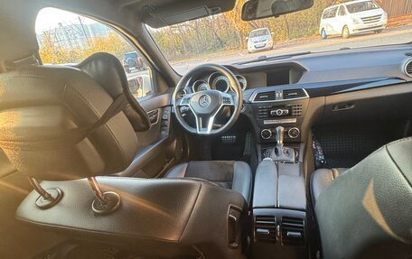 Mercedes-Benz C-Класс, 2011 год, 1 550 000 рублей, 7 фотография