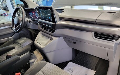 Volkswagen Caravelle, 2025 год, 9 785 000 рублей, 18 фотография