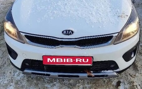 KIA Rio IV, 2018 год, 1 380 000 рублей, 2 фотография