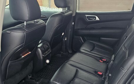 Nissan Pathfinder, 2016 год, 1 800 000 рублей, 7 фотография