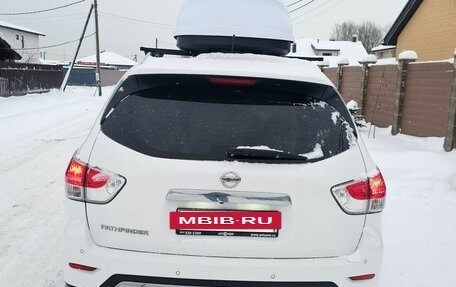 Nissan Pathfinder, 2016 год, 1 800 000 рублей, 4 фотография