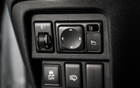 Nissan Juke II, 2011 год, 950 000 рублей, 18 фотография