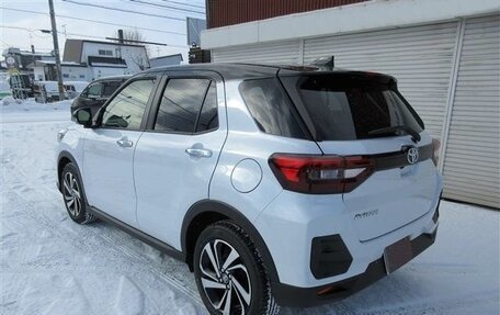 Toyota Raize I, 2023 год, 1 324 000 рублей, 6 фотография