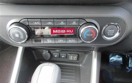 Toyota Raize I, 2023 год, 1 324 000 рублей, 13 фотография