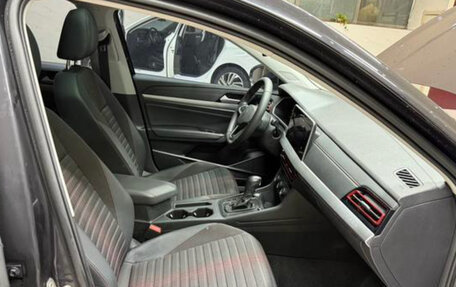 Volkswagen Lavida, 2022 год, 2 010 000 рублей, 21 фотография