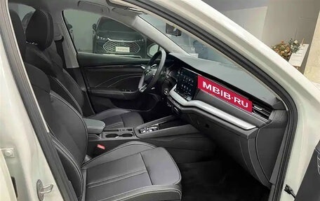 Skoda Octavia IV, 2023 год, 2 100 000 рублей, 9 фотография