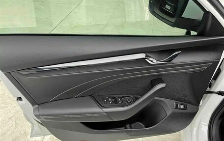 Skoda Octavia IV, 2023 год, 2 100 000 рублей, 19 фотография