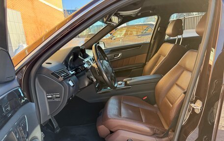 Mercedes-Benz E-Класс, 2010 год, 2 390 000 рублей, 7 фотография