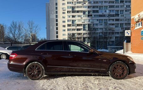 Mercedes-Benz E-Класс, 2010 год, 2 390 000 рублей, 3 фотография