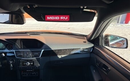 Mercedes-Benz E-Класс, 2010 год, 2 390 000 рублей, 18 фотография