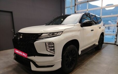Mitsubishi Montero Sport, 2022 год, 3 990 000 рублей, 6 фотография