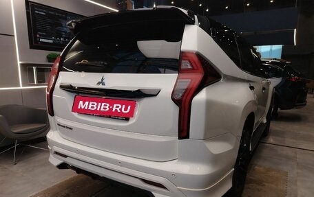 Mitsubishi Montero Sport, 2022 год, 3 990 000 рублей, 10 фотография