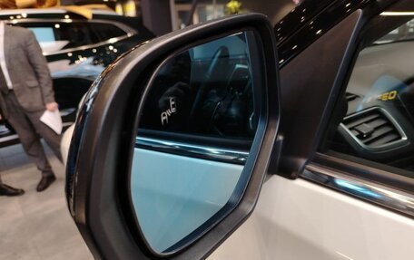 Mitsubishi Montero Sport, 2022 год, 3 990 000 рублей, 22 фотография