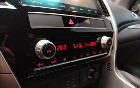 Mitsubishi Montero Sport, 2022 год, 3 990 000 рублей, 39 фотография