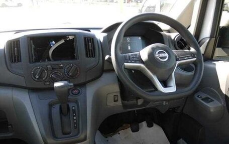 Nissan NV200, 2024 год, 1 300 000 рублей, 12 фотография