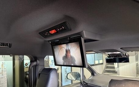 Toyota Noah III, 2021 год, 1 950 888 рублей, 17 фотография