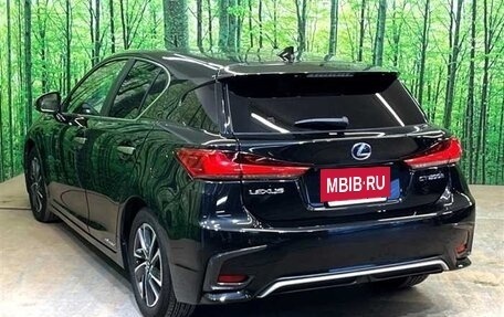 Lexus CT I рестайлинг, 2017 год, 1 580 000 рублей, 8 фотография