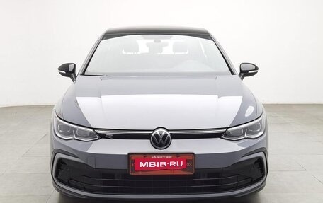 Volkswagen Golf VIII, 2022 год, 1 690 000 рублей, 2 фотография