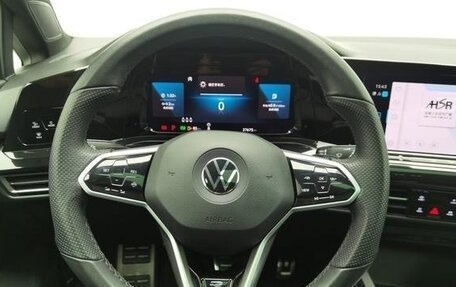 Volkswagen Golf VIII, 2022 год, 1 690 000 рублей, 12 фотография