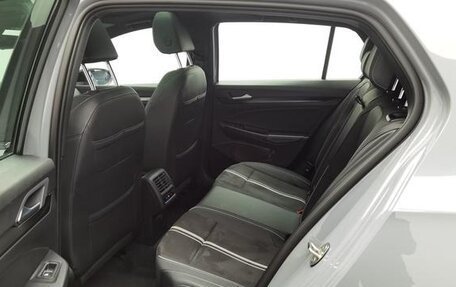 Volkswagen Golf VIII, 2022 год, 1 690 000 рублей, 16 фотография