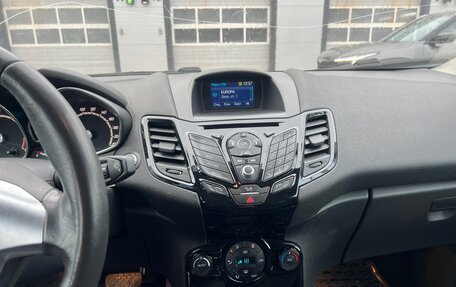 Ford Fiesta, 2015 год, 730 000 рублей, 14 фотография