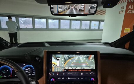 Toyota Alphard, 2024 год, 11 023 123 рублей, 13 фотография