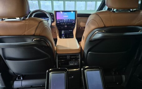 Toyota Alphard, 2024 год, 11 023 123 рублей, 12 фотография