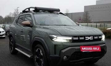 Dacia Duster, 2024 год, 3 700 000 рублей, 2 фотография