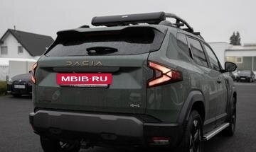 Dacia Duster, 2024 год, 3 700 000 рублей, 4 фотография