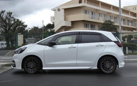 Honda Fit, 2021 год, 900 000 рублей, 10 фотография