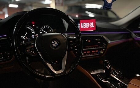 BMW 5 серия, 2019 год, 3 300 000 рублей, 2 фотография