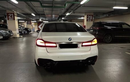 BMW 5 серия, 2019 год, 3 300 000 рублей, 10 фотография