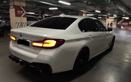 BMW 5 серия, 2019 год, 3 300 000 рублей, 12 фотография