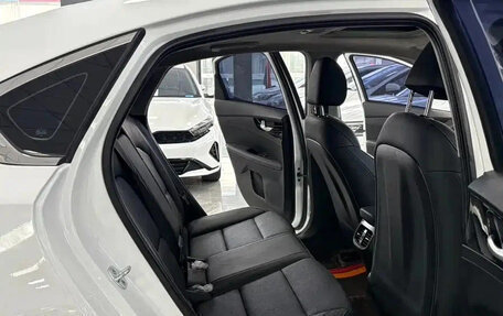 KIA K3, 2022 год, 1 355 123 рублей, 8 фотография