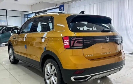Volkswagen T-Cross I, 2021 год, 1 865 900 рублей, 4 фотография