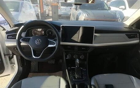 Volkswagen Bora, 2025 год, 1 860 000 рублей, 8 фотография