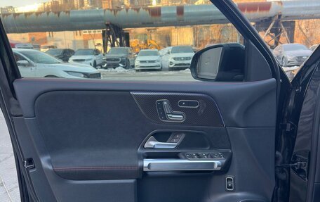 Mercedes-Benz GLB AMG, 2024 год, 7 000 000 рублей, 38 фотография