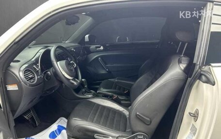 Volkswagen Beetle, 2013 год, 790 222 рублей, 8 фотография