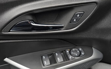 Chevrolet Trax, 2025 год, 2 300 000 рублей, 17 фотография