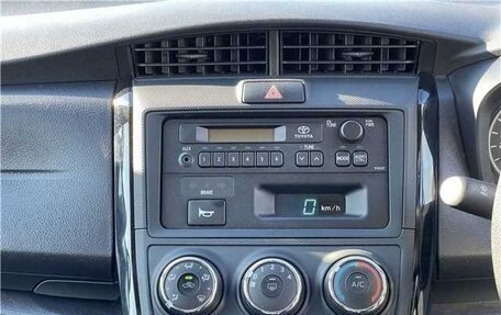 Toyota Corolla, 2022 год, 1 200 000 рублей, 10 фотография