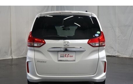 Honda Freed II, 2017 год, 1 090 000 рублей, 5 фотография