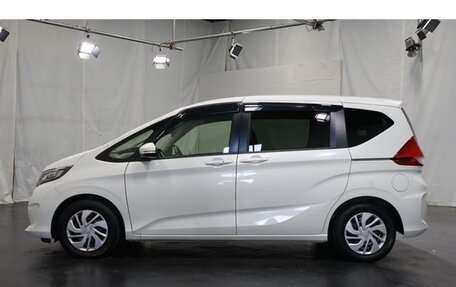 Honda Freed II, 2017 год, 1 090 000 рублей, 3 фотография