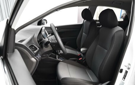 Hyundai Solaris II рестайлинг, 2017 год, 1 370 000 рублей, 10 фотография