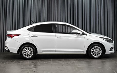 Hyundai Solaris II рестайлинг, 2017 год, 1 370 000 рублей, 5 фотография