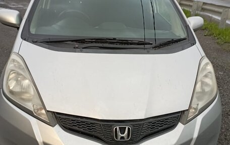 Honda Fit III, 2013 год, 910 000 рублей, 4 фотография