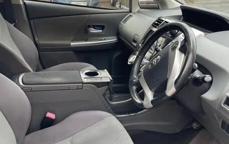 Toyota Prius Alpha I (ZVW40/41), 2013 год, 1 150 000 рублей, 11 фотография