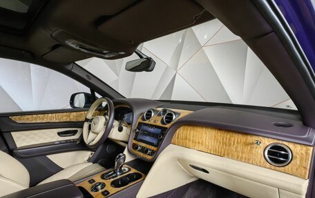 Bentley Bentayga I, 2018 год, 9 800 000 рублей, 13 фотография